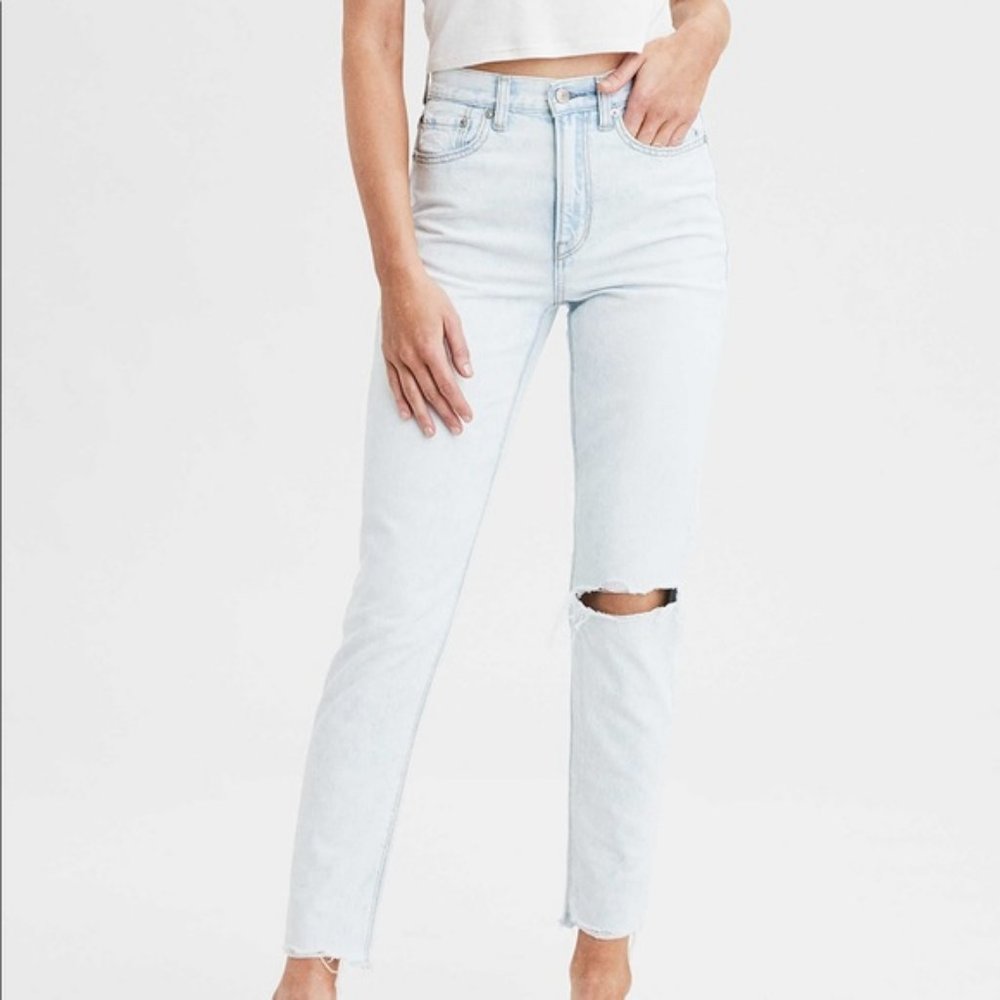 American Eagle Outfitters Mom Jeans-Never worn
